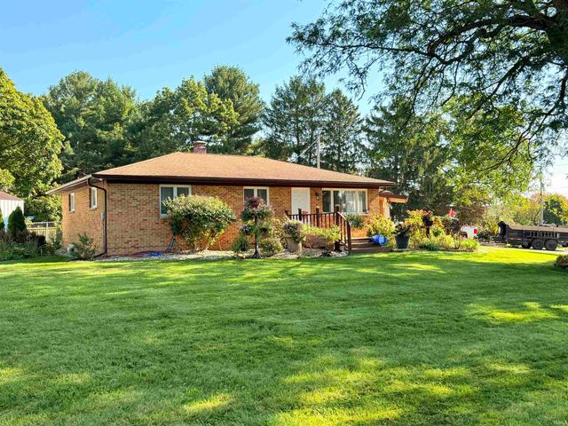 53308 Hickory Road, South Bend, IN 46635
