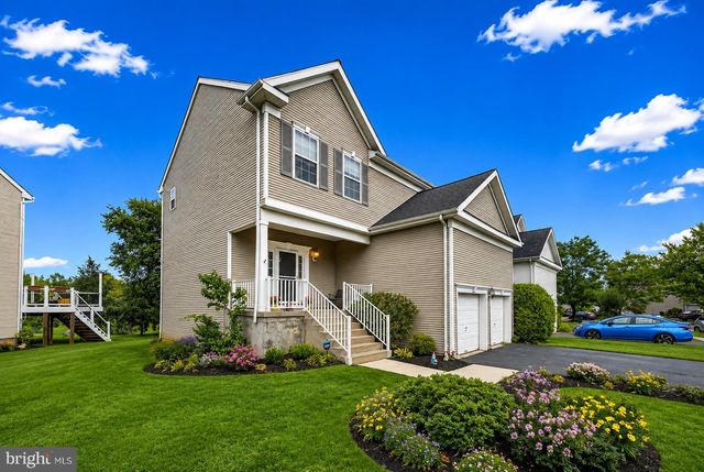 64 FOUNTAYNE LN, Lawrence Township, NJ 08648