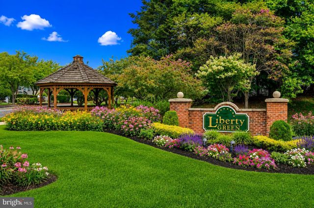 64 FOUNTAYNE LN, Lawrence Township, NJ 08648