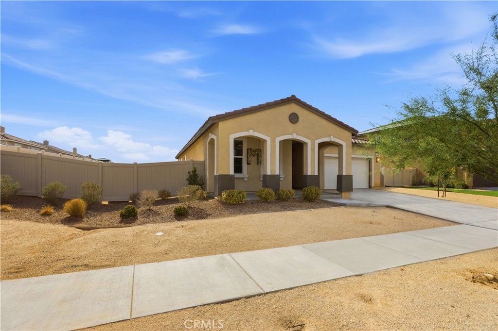 Image 4 of property listing at 43891 61st Street W, Lancaster, CA 93536