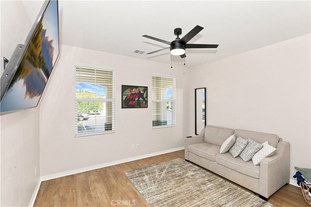 Image 8 of property listing at 43891 61st Street W, Lancaster, CA 93536