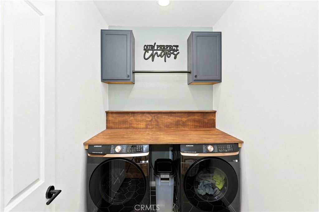 Image 9 of property listing at 43891 61st Street W, Lancaster, CA 93536