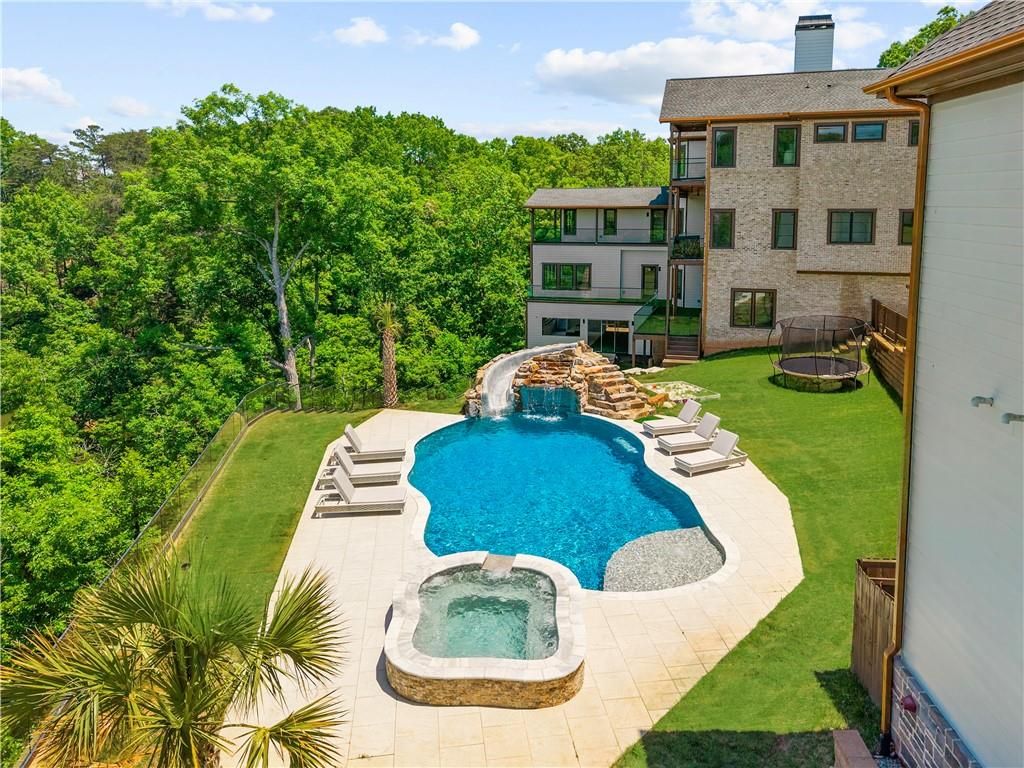 Image 3 of property listing at 494 River Overlook Road, Dawsonville, GA 30534
