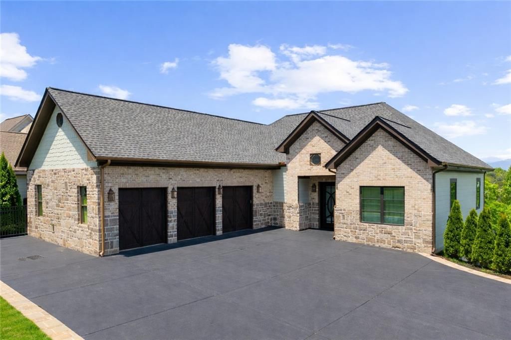 Image 8 of property listing at 494 River Overlook Road, Dawsonville, GA 30534