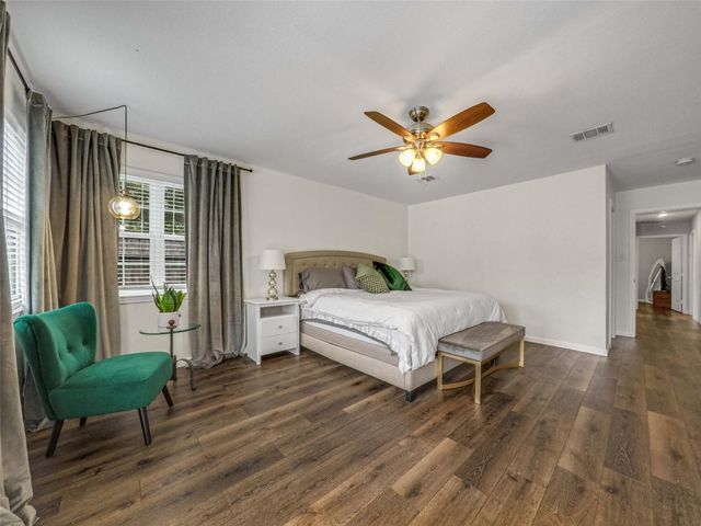 5006 Saxon Drive, Houston, TX 77092