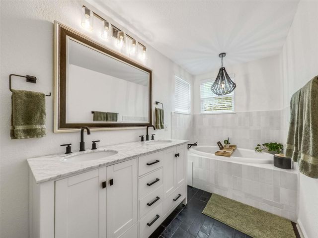 5006 Saxon Drive, Houston, TX 77092