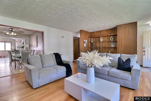 2026 N Howard Street, Fremont, NE 68025