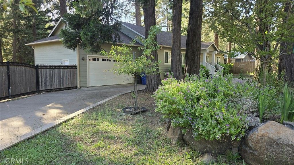 Image 3 of property listing at 14607 Holmwood, Magalia, CA 95954