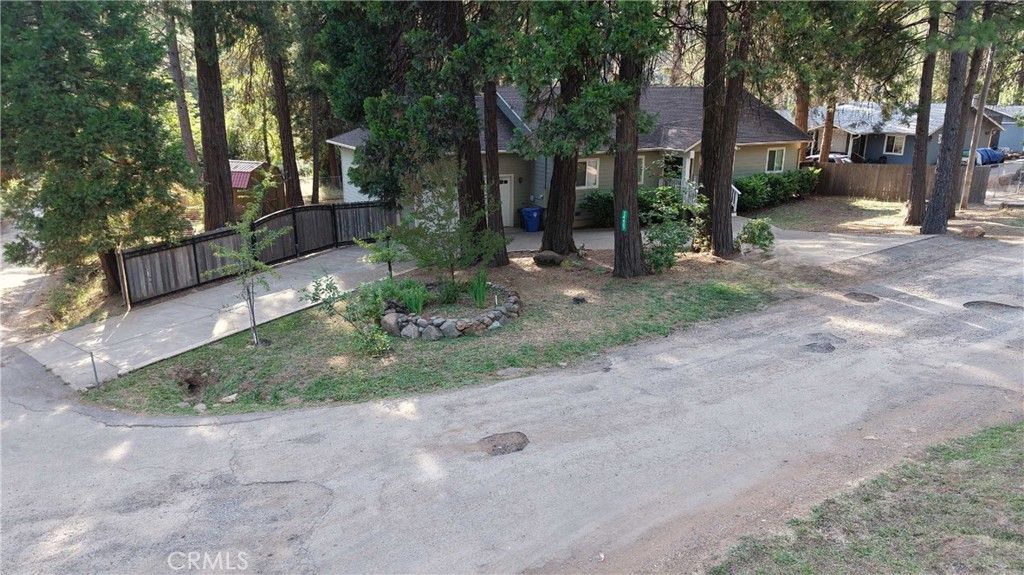 Image 30 of property listing at 14607 Holmwood, Magalia, CA 95954