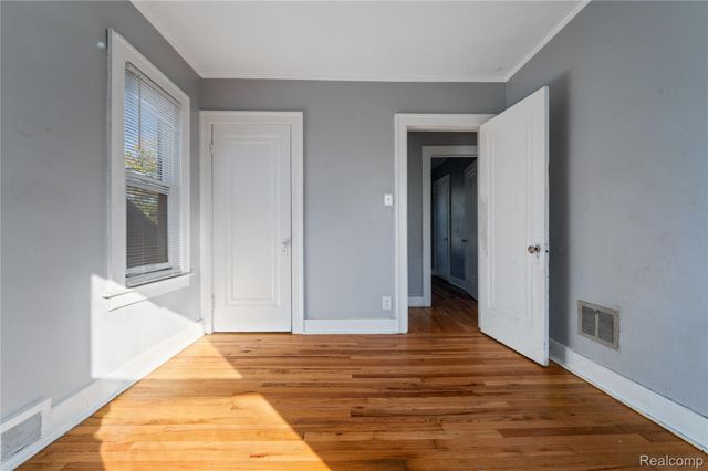 18096 Joann Street, Detroit, MI 48205