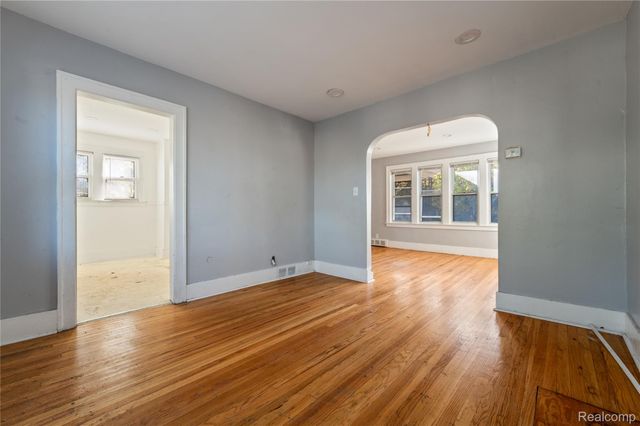 18096 Joann Street, Detroit, MI 48205