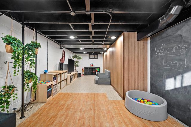 8202 W Woodland AVENUE, Wauwatosa, WI 53213