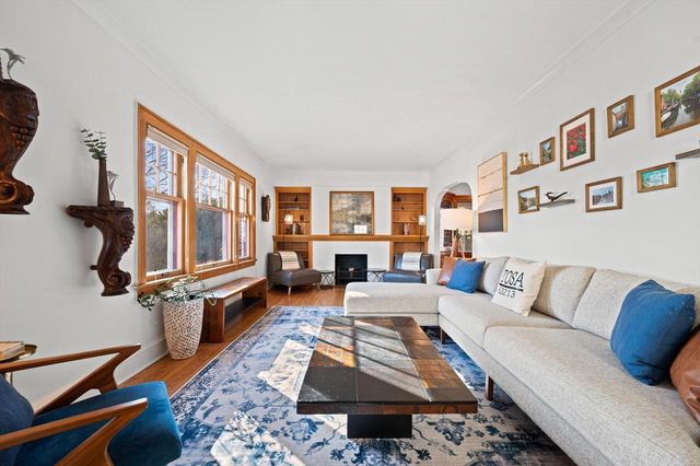 8202 W Woodland AVENUE, Wauwatosa, WI 53213