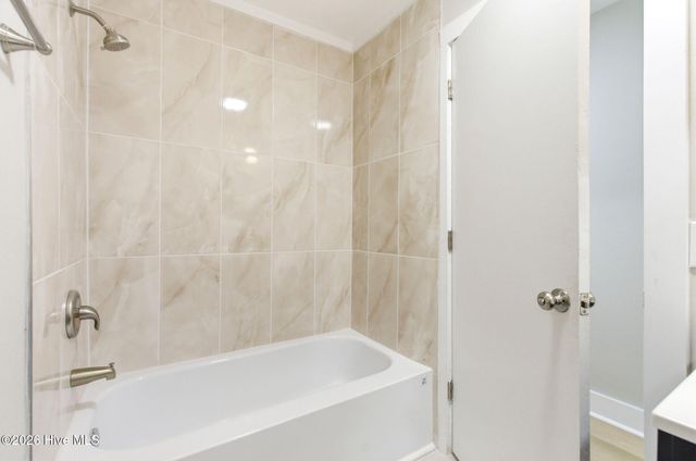 5202 Fitzgerald Drive, Wilmington, NC 28405