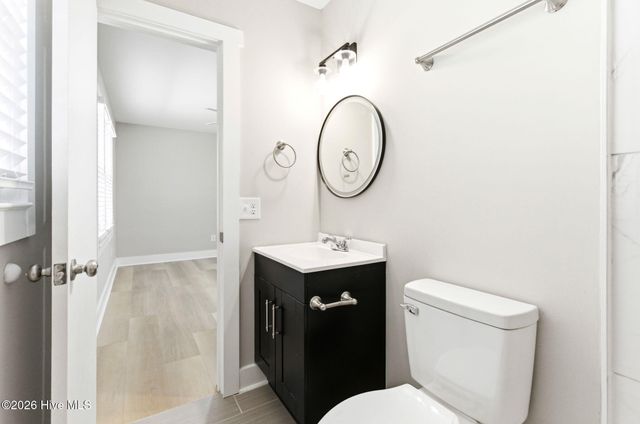 5202 Fitzgerald Drive, Wilmington, NC 28405