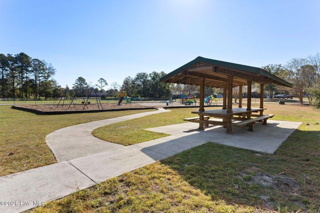 5202 Fitzgerald Drive, Wilmington, NC 28405