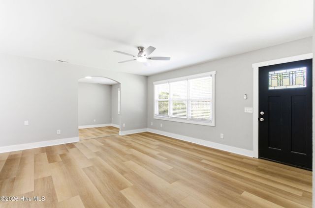 5202 Fitzgerald Drive, Wilmington, NC 28405