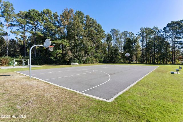 5202 Fitzgerald Drive, Wilmington, NC 28405