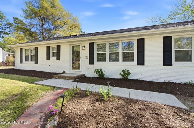 5202 Fitzgerald Drive, Wilmington, NC 28405