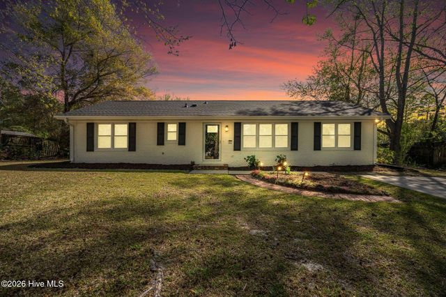 5202 Fitzgerald Drive, Wilmington, NC 28405