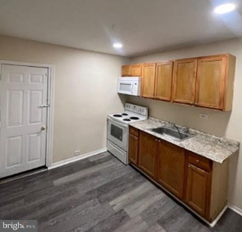 627 E CLEMENTINE ST, Philadelphia, PA 19134