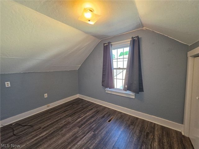 639 Fisher Avenue, East Liverpool, OH 43920