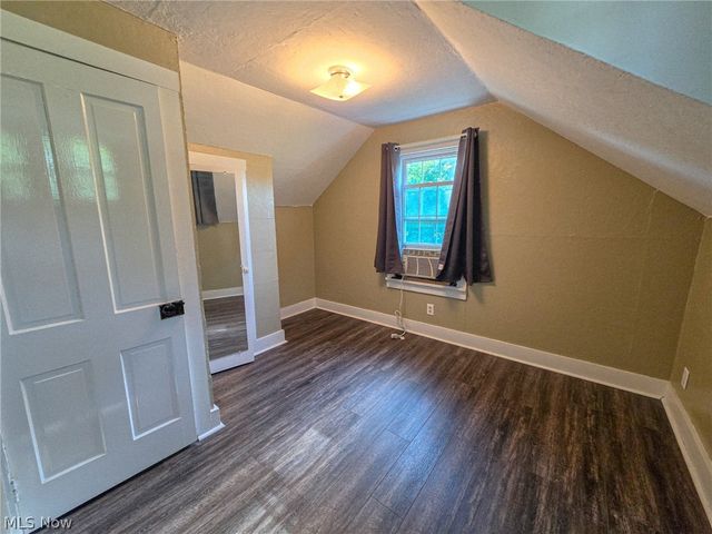 639 Fisher Avenue, East Liverpool, OH 43920