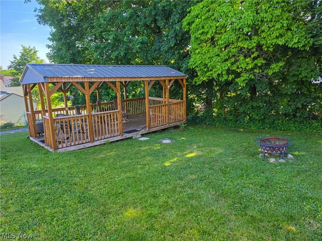 639 Fisher Avenue, East Liverpool, OH 43920