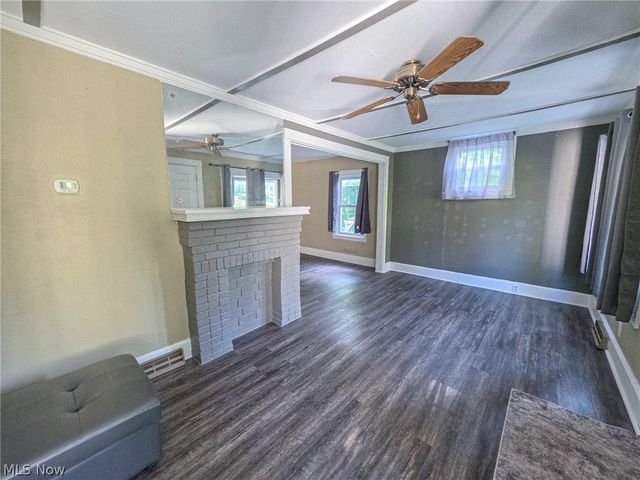 639 Fisher Avenue, East Liverpool, OH 43920