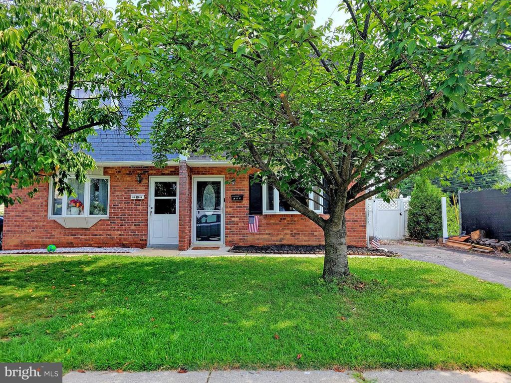 1123 FOLSOM AVE, Prospect Park, PA 19076