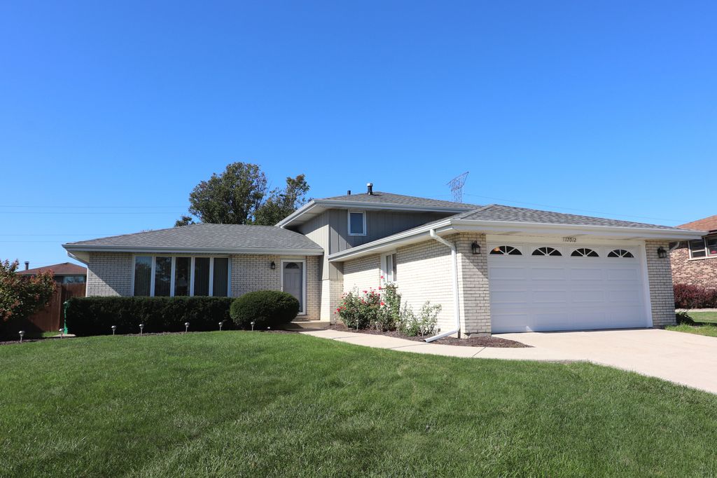 17012 Grissom Drive, Tinley Park, IL 60477 — photo 3