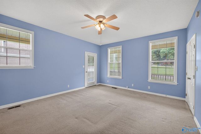 73 Tomahawk Circle, Guntersville, AL 35976