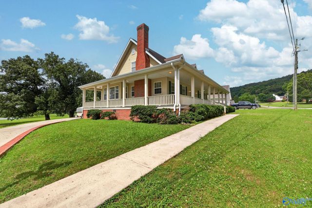 73 Tomahawk Circle, Guntersville, AL 35976