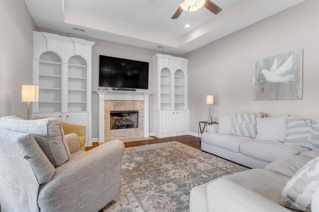 615 GLENSHEE DR, Rossville, TN 38066