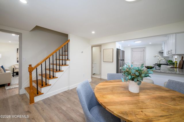 6 Avenue A, Helmetta, NJ 08828
