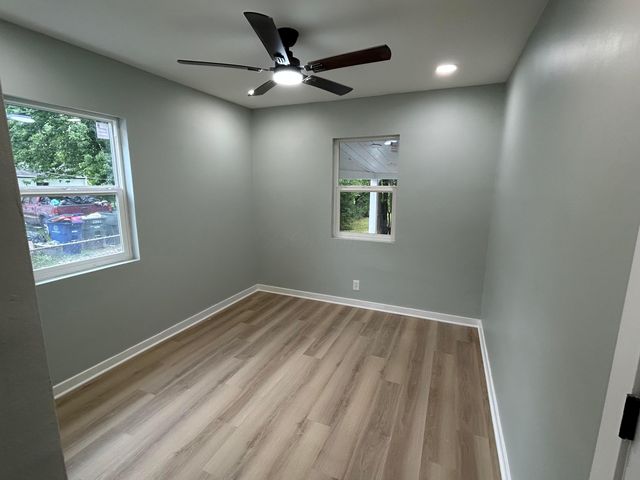 2376 Bancroft Street, Columbus, OH 43211