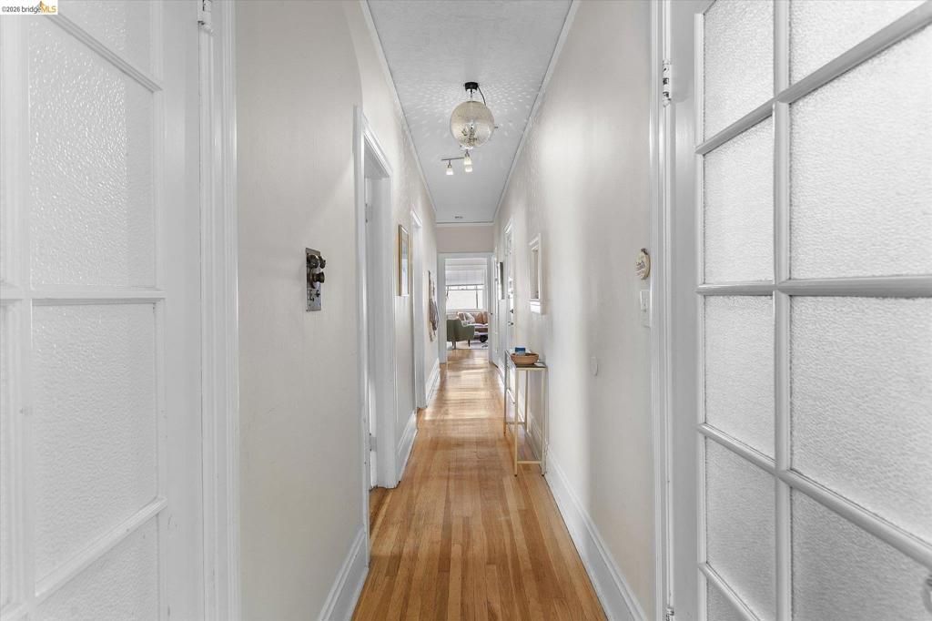 Image 18 of property listing at 647 Beacon St, Oakland, CA 94610