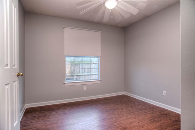 7028 N LAURA CIR, Memphis, TN 38133