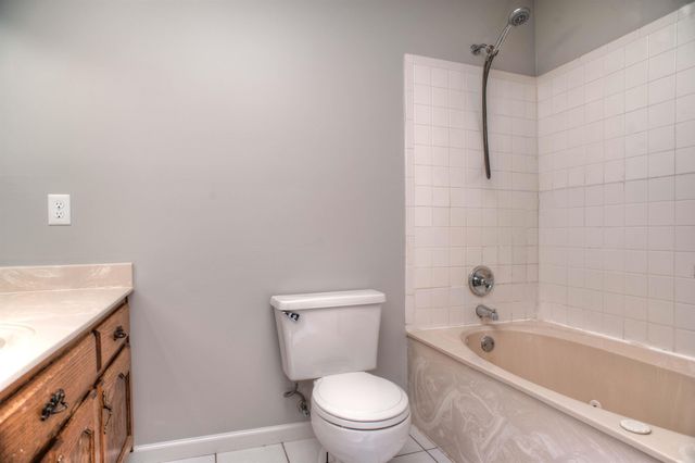 7028 N LAURA CIR, Memphis, TN 38133