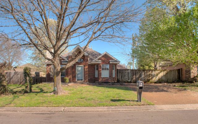 7028 N LAURA CIR, Memphis, TN 38133