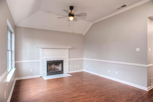 7028 N LAURA CIR, Memphis, TN 38133