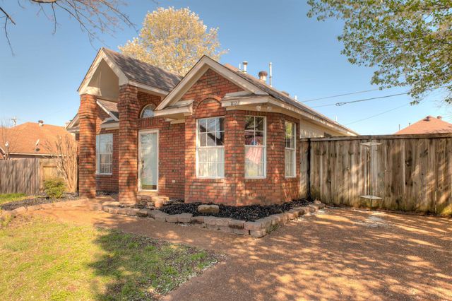 7028 N LAURA CIR, Memphis, TN 38133