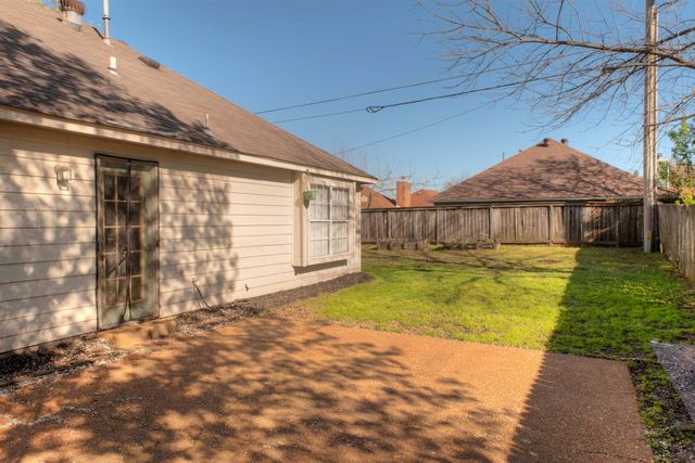 7028 N LAURA CIR, Memphis, TN 38133