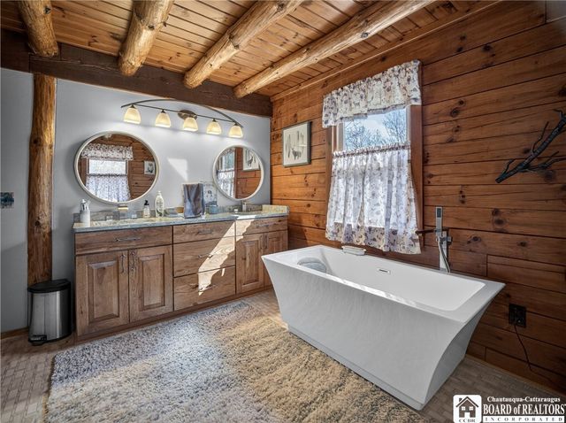 131 Sturdevant Road, Kiantone, NY 14701