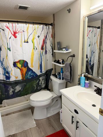 6500 Woodlake Drive 705, Richfield, MN 55423