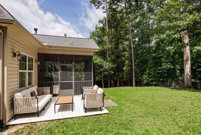 100 Carolina Oaks Drive, Fountain Inn, SC 29644