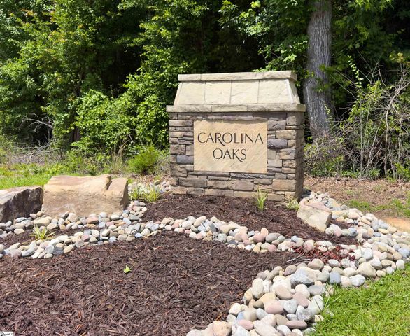 100 Carolina Oaks Drive, Fountain Inn, SC 29644