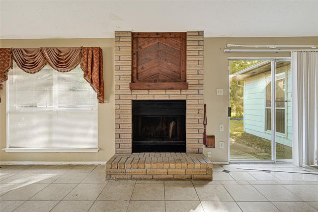 2314 Buttonhill Drive, Missouri City, TX 77489