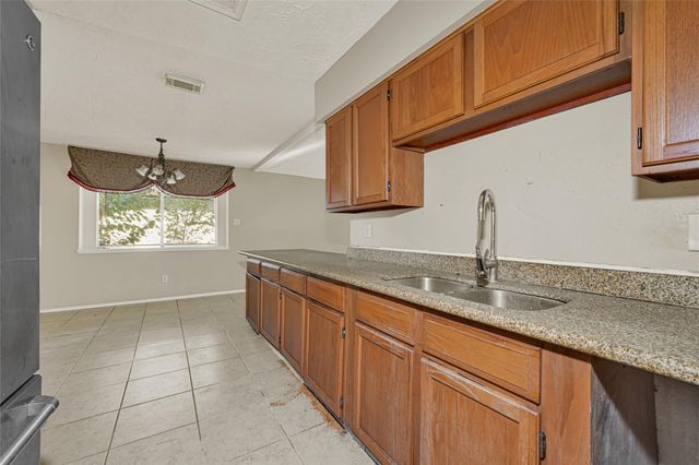 2314 Buttonhill Drive, Missouri City, TX 77489