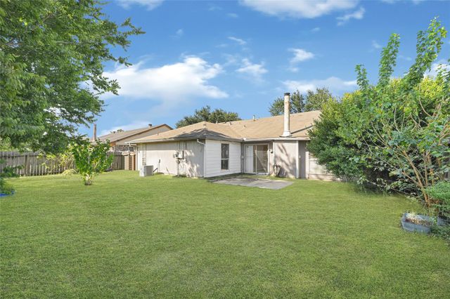 2314 Buttonhill Drive, Missouri City, TX 77489